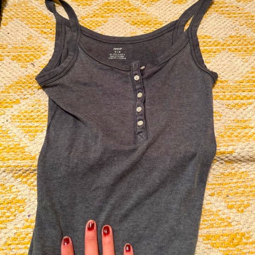Aerie grey tank size M. Never worn!!